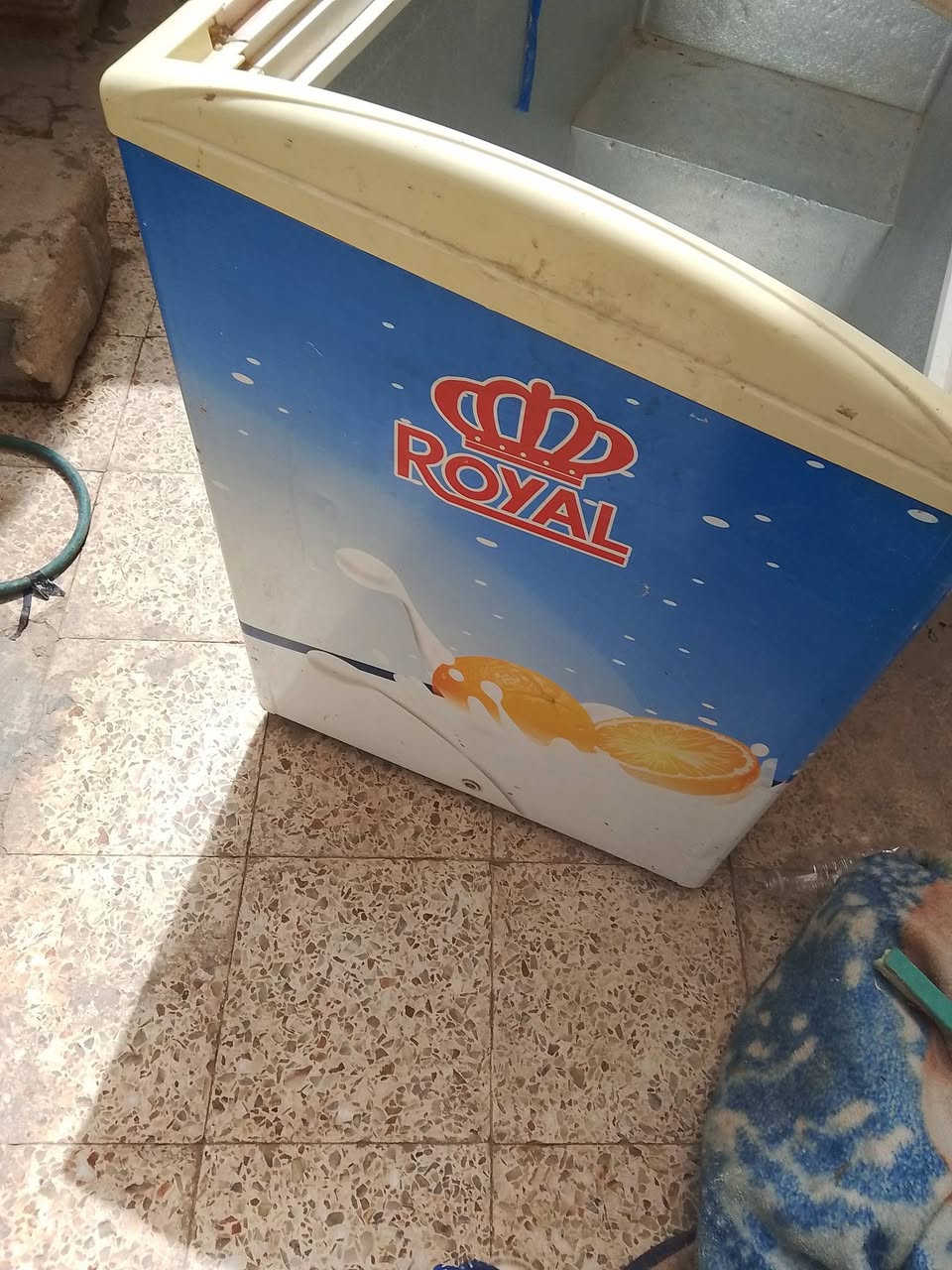 عارضه للبيع عاطله كشرها نظيف


**إذا كنت صاحب هذا الإعلان وتريد حذفه لأي سبب، رجاءا أرسل رسالة إلى الدعم الفني**