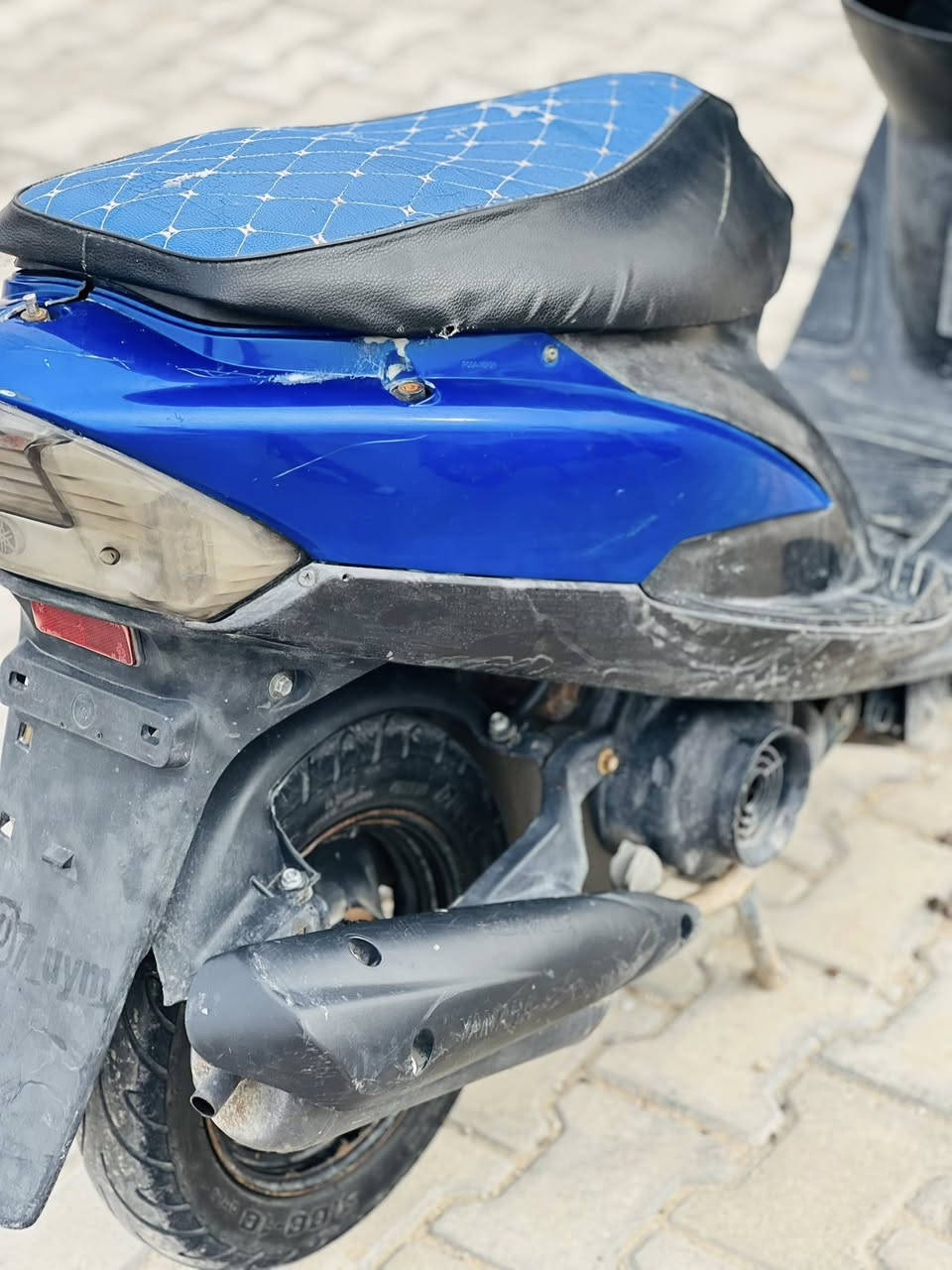 سلام عليكم دراجة ماكس عدلة للبيع محرك مفتوح تجفيف جديد الدراجة كاملة مانقصة اي شي كبل للشارع المكان بغداد المحمودية النتصال على *********** السعر 375 وبيه مجال قليل
