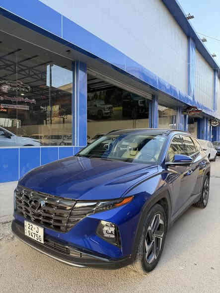 السلام عليكم 
توسان 2022 وارد امريكي فول مواصفات 
كشنات تدفئه +تبريد 
رادار امامي وجانبي وحساسات 360 درجه 
4 كامرات محيطيه 
داخل جلد ابيض 
بنورما 
جنطه كهرباء 
اعلا مواصفات بلتوسان فول للاخير 
حادثها جاملغ خلفي وباب خلفي وبيها بارد 
بدون ايرباك بدون دواخل 
مكاني بغداد زيونه والسعر 188 
***********
