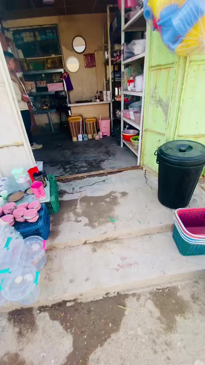 كلشي متوفر يتوفر توصيل لكل بغداد 
بانسب الاسعار 
للحجز
***********
