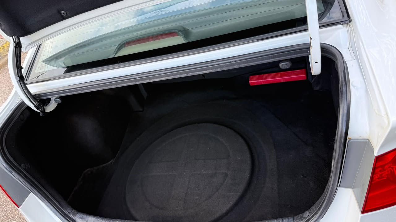 سلام عليكم
كيا سيراتو 2011 بأسمي شرط التحويل تفاصيلها موجودة بالفحص *********** سعر 105 وبيها مجال
