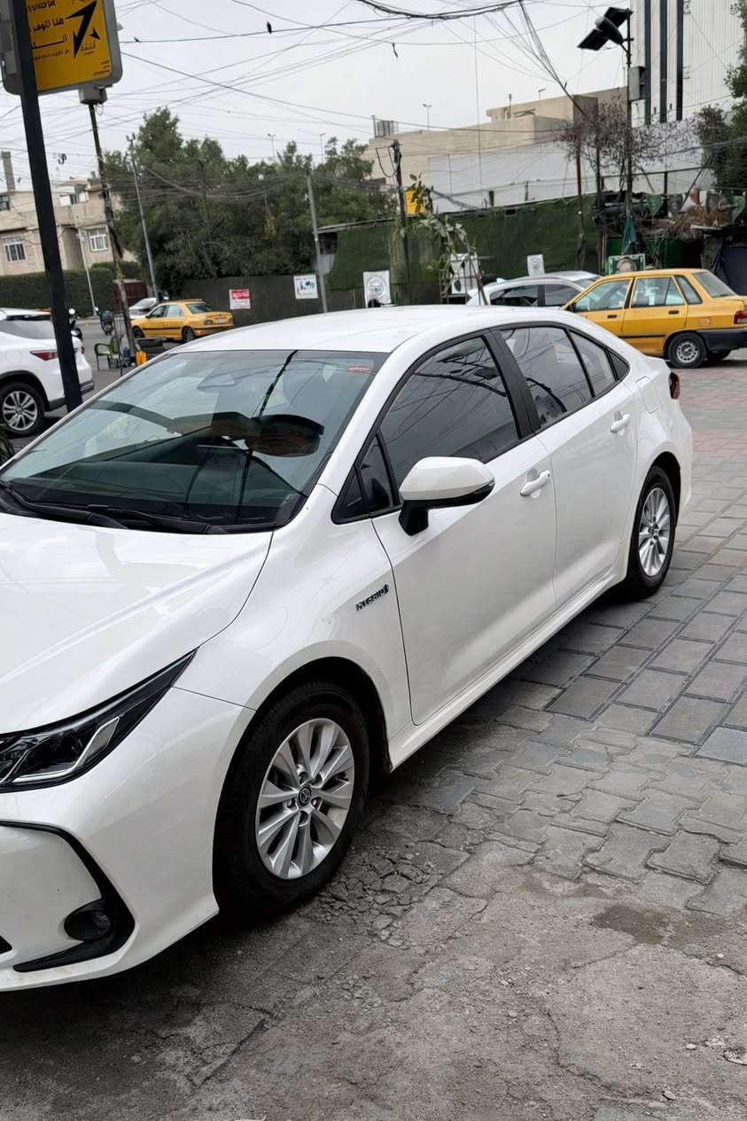 للبيع تويوتا كورلا هايبرد
 ماشيه 20.000 km

بعدها ؏ وضع الشركة الله يشهد من شغل للبيت فقط بانزين كل 20 اكثر افولها ماطلع بيها

رقم بغداد الجديد

موديل 2024

الشكل الخليجي 

مكفوله من الصبغ والضربه
                                                                                       
  تحويل مباشر 

سياره جديده بمعنى الكلمه

***********

مكان السياره بغداد الحرية 
السعر 23.000 مليون
