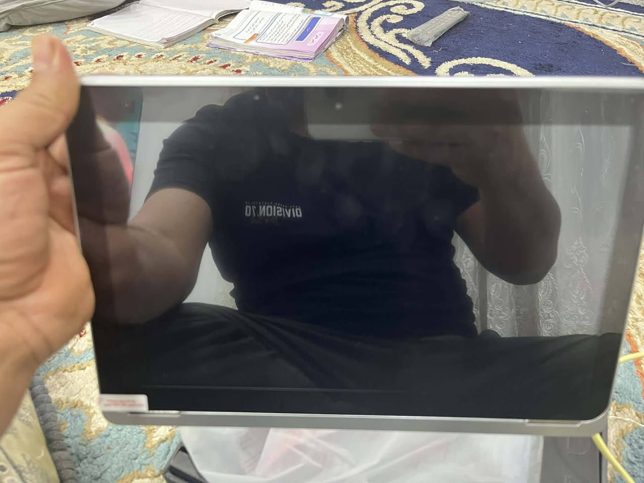 هذا هم لابتوب وهم ايباد يصير باله جديد
الجهاز لمس وكيبورد. وشاحنه سعره ب250وبي مجال العنوان الماجديه


**إذا كنت صاحب هذا الإعلان وتريد حذفه لأي سبب، رجاءا أرسل رسالة إلى الدعم الفني**