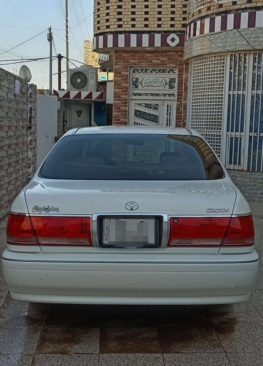 آلَسِلَآمً عٌلَيَکْمً وٌرحًمًةّ آلَلَهّ وٌبًرکْآتٌةّ 
ملكه ادوات حاويه
كفاله عامه عراق ويابان
كفاله من الكص والضربه والصبغ شرط
السياره جاهزه ما ناقصه برغي
متوم شمالي الدولي شرط اصلي
موديل 2003 اصل - كشنات كهرباء - كرستال اصل - تبريد + تدفئه - مضخمات صوت - محرك D4 الصغير يشك الكاع - ستيرن كهرباء. 
للاستفسار ***********
العنوان ناصريه 
السعــــــــــــر 50
