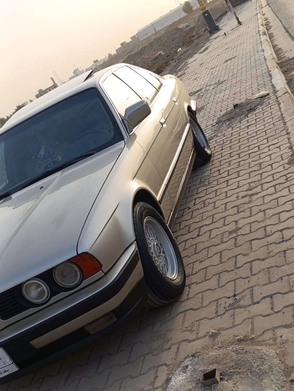 BMW
للبيع موديل 1991 محرك دبل فانوس جديد وكير جديد 
السيارة صبغ جمالية بدون ضربة 
سنوية اقل السنة وتخلص رقم بغداد مشروع وطني تايرات جديد صدر خلفي وأمامي جديد سيارة جاهزة على آخر حباية ما بيها أي مصرف او نقص 
للاستفسار ***********
السعر 65 وبي مجال 
مكاني كركوك
اني مكلف بالنشر خاص ما أجاوب الشراي يتصل على الرقم.
