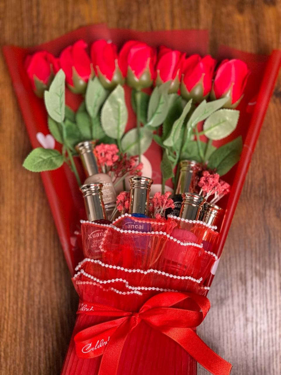 في يوم الحب، لا أجد كلمات توفي حقك، فأنت لست مجرد شخص عابر في حياتي، بل أنت الحياة ذاتها. أردت أن أجمع لك في هذا البوكيه حُمرة الورد التي تشبه خجلك، وألوان الأناقة التي تعكس روحك الجميلة. ❤️
هدية للحبيبة الي تحب اضافرها ب الوان باربية 🥹❤️❤️
مع كارت حسب العبارة لتردوها ❤️

سعر البوكي 25 الف
🚘يوجد خدمة توصيل لجميع محافظات العراق 5 الاف🚘


**إذا كنت صاحب هذا الإعلان وتريد حذفه لأي سبب، رجاءا أرسل رسالة إلى الدعم الفني**