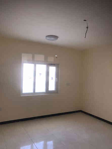 نوفر لكم شقه اللايجار
البصرة مجمع الامل 3السكني 
المواصفات 
الطابق الثالث حديث 
غير مسكونة سابقاً 
المساحه 120
تكون استقبال رئيسية 
وغرفيتن منام 
مطبخ 
صحيات 
مطله ع حديقه
‏بدل الإيجار هو 850,000
للاستفسار أكثر من المزيد من المعلومات الغير مذكوره في الاعلان العقار الاتصال على أرقام التاليه 
***********
***********
العنوان المكتب البصرة حي عمان مجاور مركز فايا للتجميل  VIPاللاستثمار العقاري
