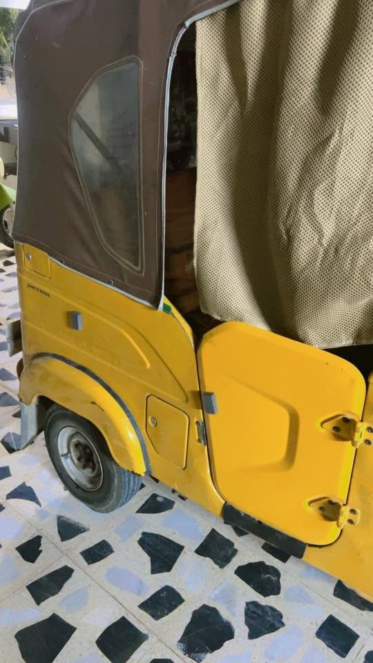 السلام عليكم تكتك موديل ٢١  ترايها يخبل ناعم رقم إنكليزي باسمي تحويل ثاني يوم كشر كدام عينك تكتك مال بيت  اتصل وبالخدمه ‭***********‬
