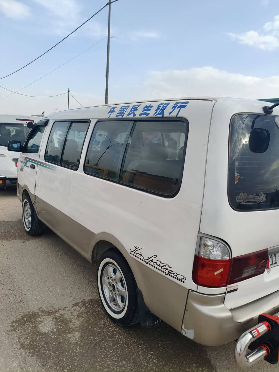 سلام عليكم  سياره للبيع بريجو نضيفه السياره موديل 1997  وجهزه على اخر حبايه من مكينه من كير من كهربيات من حداديه سنويه لل 31
‏‪0777 852 5963‬‏
