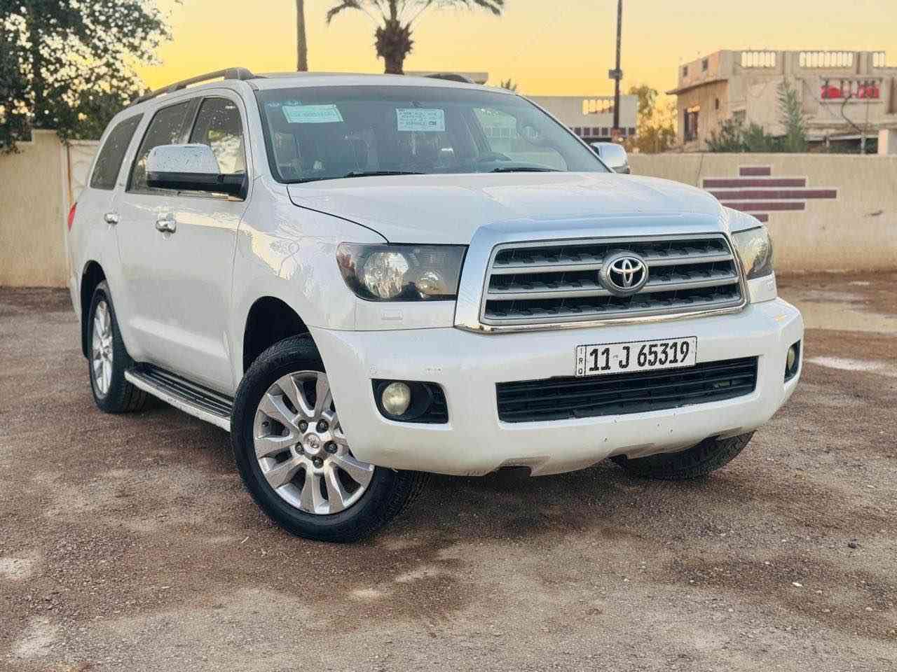 تيوتا سيكويا  بلاتينيوم 
بسمي مشروع وطني 
موصفاتههً معروفه
داخل مشمشي
.الموديل:2009
.المواصفات(platnum) 1/1
ماشيه 200 الف
.سلايد روف
كشناتً جلد
.زراكات 
.كامره
.تحكم ستيرن جهتين
.ستيرن كهرباء
.مري شفط
.كشنات جلد +تدفئه تبريد
.بردات جانبيه بلاديه
.شاشه ايباد
.V8(5700)
.بعد بيها هوايه مواصفات 
سياره مكفول كفاله عامه 
ييهه شبر صبغ يم جاملق خلفي
.السعر 170
مكان السياره بغداد
***********
*********** بغداد, العراق
