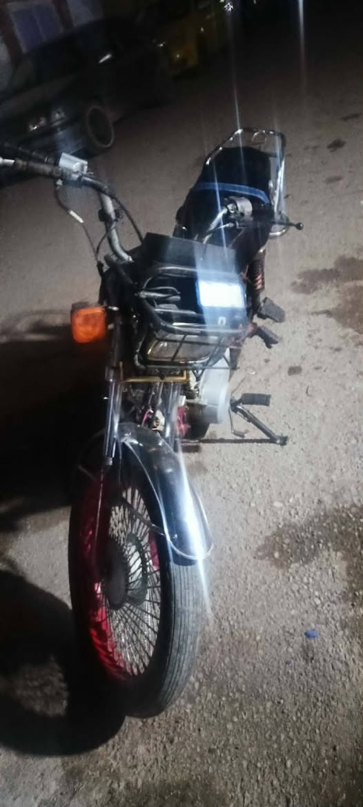 السلام عليكم موتور للبيع 2020 مبدل بستم الاستفسار على هذا الرقم***********
