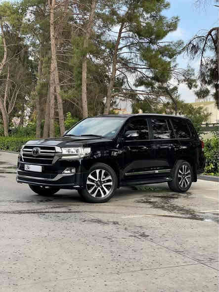 سلام عليكم 

تويوتا لاندكروزر VX.S موديل 2019
ماشاءالله بمعنى الكلمة جديد جدا 
ماشي 123 ألف كم
محرك V8 سعة 5.7 ليكزس
فول مواصفات 1/1 (مواصفات اللكزس)
كفالة مكفوله حتى الدعاميات بدون صبغ ماشاءالله 
كتاب تظليل مروري 80% ✅
المواصفات:
جكات (تصعد وتنزل)
5 كاميرات
تدفئة وتبريد كشنات
كشن سايق ميموري 3 وضعيات
شاحن لاسلكي
نظام ترحيب عند الاقتراب
دبل ماوس
شاشة تحكم لكزس
شاشات عدد 3
تشغيل عن بعد
كراسي كهرباء
زينون لايت
5 بصمة أبواب
سيستم صوت لكزس
ستيرن صاج
12 ايرباك
فور ويل
حساسات أمامي وخلفي
نظام ECO لتقليل الصرفية
ثلاجة
دعامية لدعامية بدون صبغ 
محرك گير كهربائيات ما مفتوح بشرط الفحص
فحص هزه رقم سنوي جديدة مدفوعة لغاية 2030
باسمي شرط التحويل الغرامات 
السيارة ما بيها أي مصرف جاهزة 
عنوان محافظة دهوك 
اخوان رجاء شراي اتصل
سعر 58.500$
للتواصل 
***********
*********** دهوك
