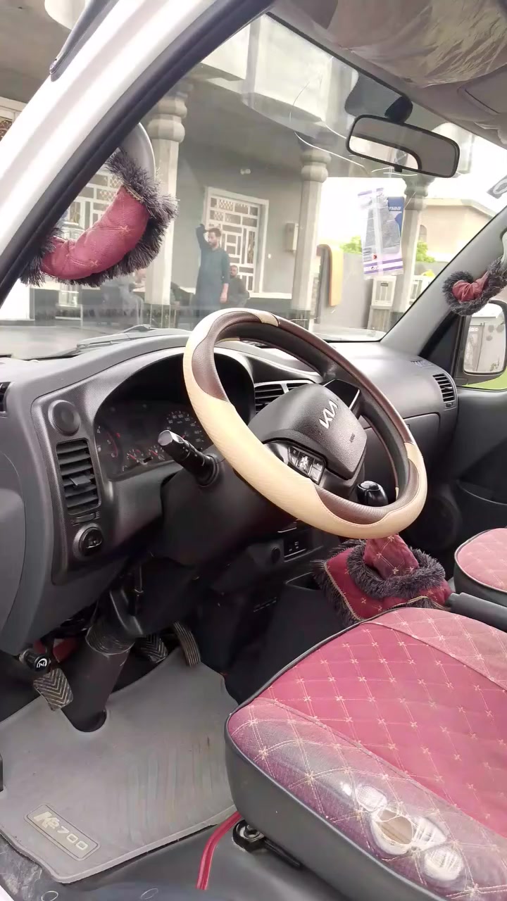 السلام عليكم كيا للبيع 2024جديده مكفوله كفاله عامه المكان الانبار الكرمه السعر 152وبيها مجال بسيط ***********/***********
