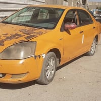 جيلي موديل 2011 رقم واسط مصفر سعر السياره 20 ورقه مكانها البلديات  ٠٧٧...