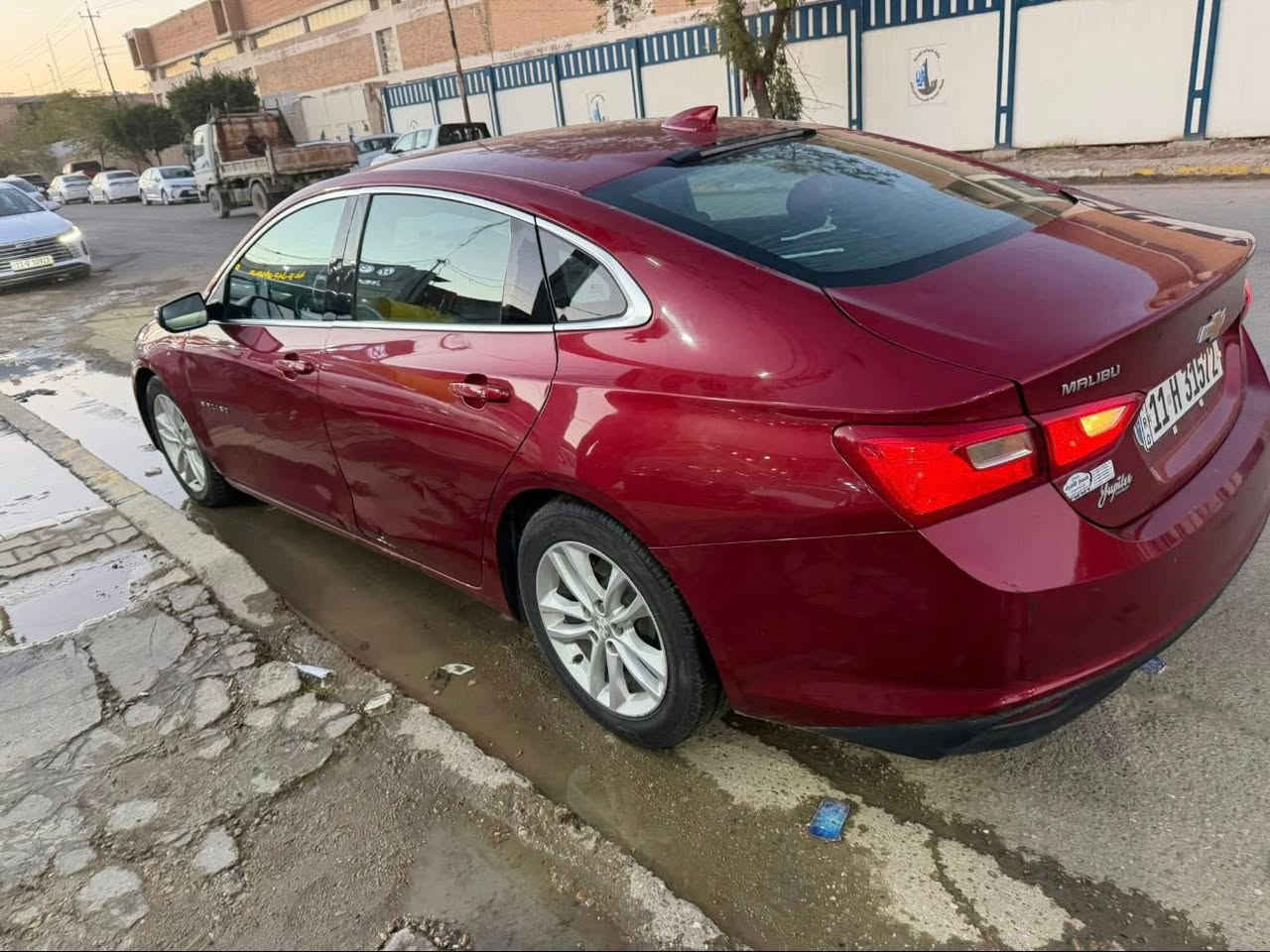 ماليبو 2018 نظيفة ماشية 100 الف كيلو بيها 3 قطع للبيع.***********

