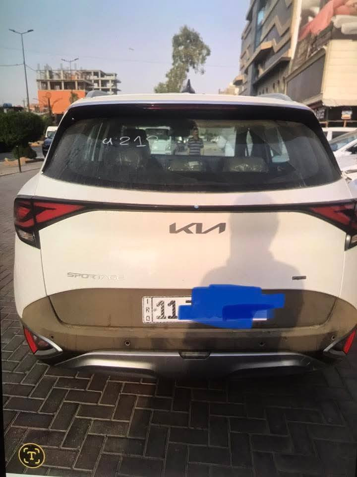 سبورتج ٢٠٢٥ خليجي ماشية ٧٠٠٠كم بعدها بضمان الشركة مواصفات عدا القمارة حديد حساسات امامية خلفية جانبية صندوك كهرباء تدفئة كشتات وباقي المواصفات المعروفة تشغيل عن بعد رقم بغداد انكليزي سنوية جديدة تحويل مباشر السيارة في كربلاء السعر ٢٤٥ الاتصال ***********
