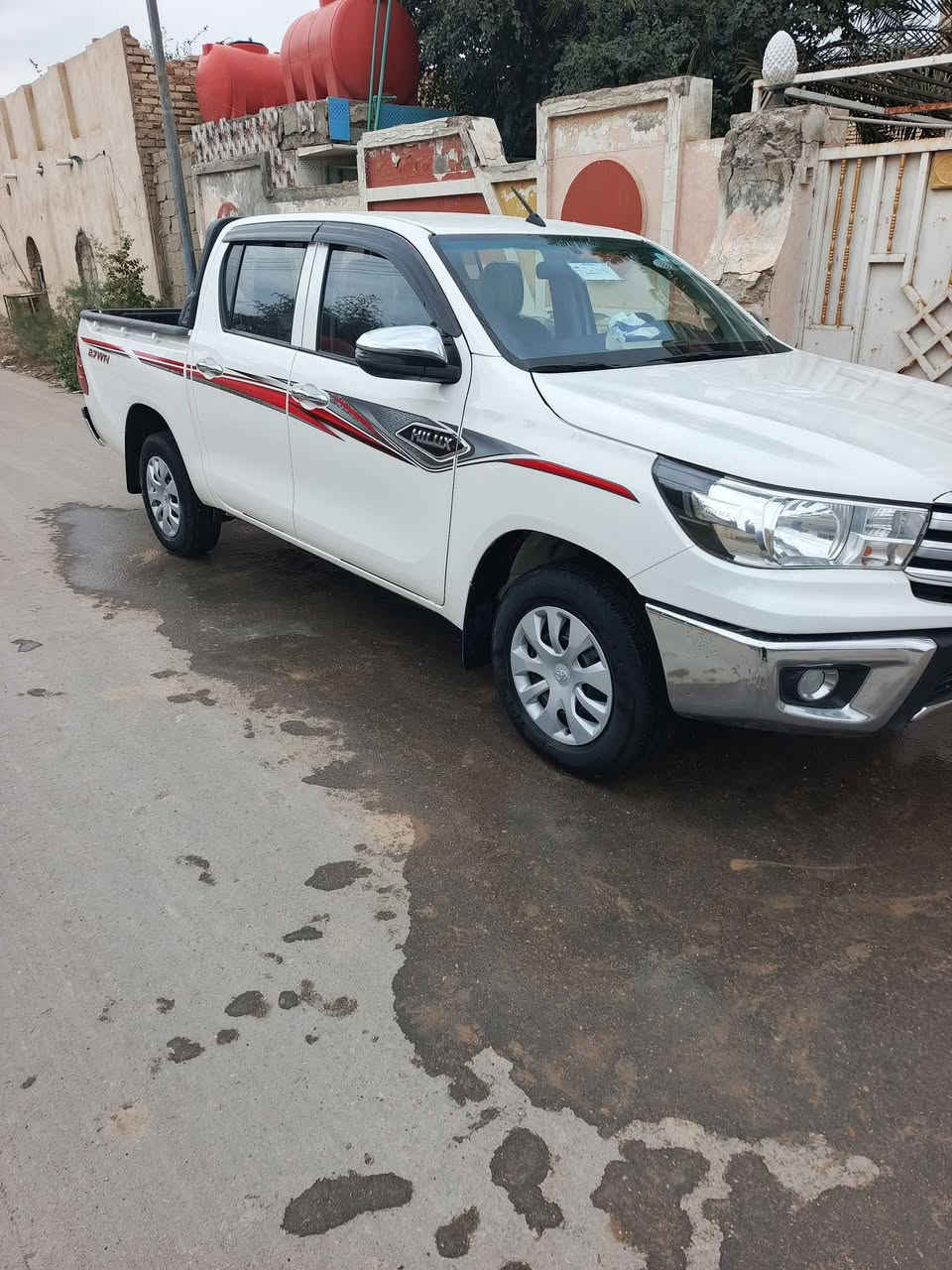 للبيع موديل 24 رقم ربيل كير عادي.  ماسيه بس 19 الف.   كفاله عامه.  العنوان ناصرية    235.     . تراهم.مراوس.   ***********3
