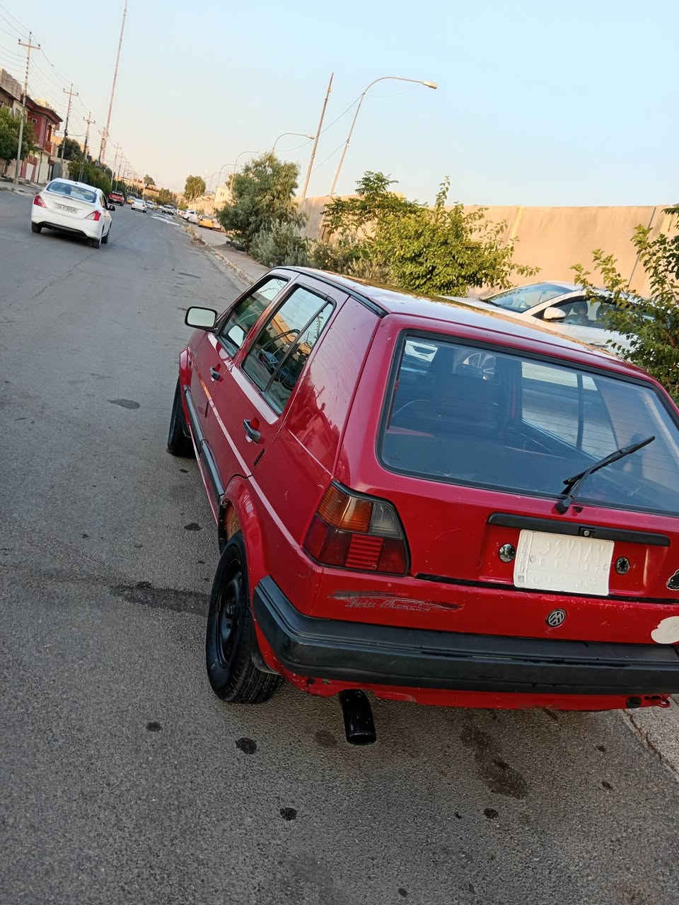 سلام عليكم اخون سيارة للبيع كولف
سنويه لغيه 29  مديل 91 جملغ صبغ ونص باب جهت اليمين اوربي

شرط التحويل رقم نينوه الماني 

مكينه بديه صرف كربون بنزين بيها ورقي متوقف 

@سعر 30 وبيها مجال شي قليل 

***********
