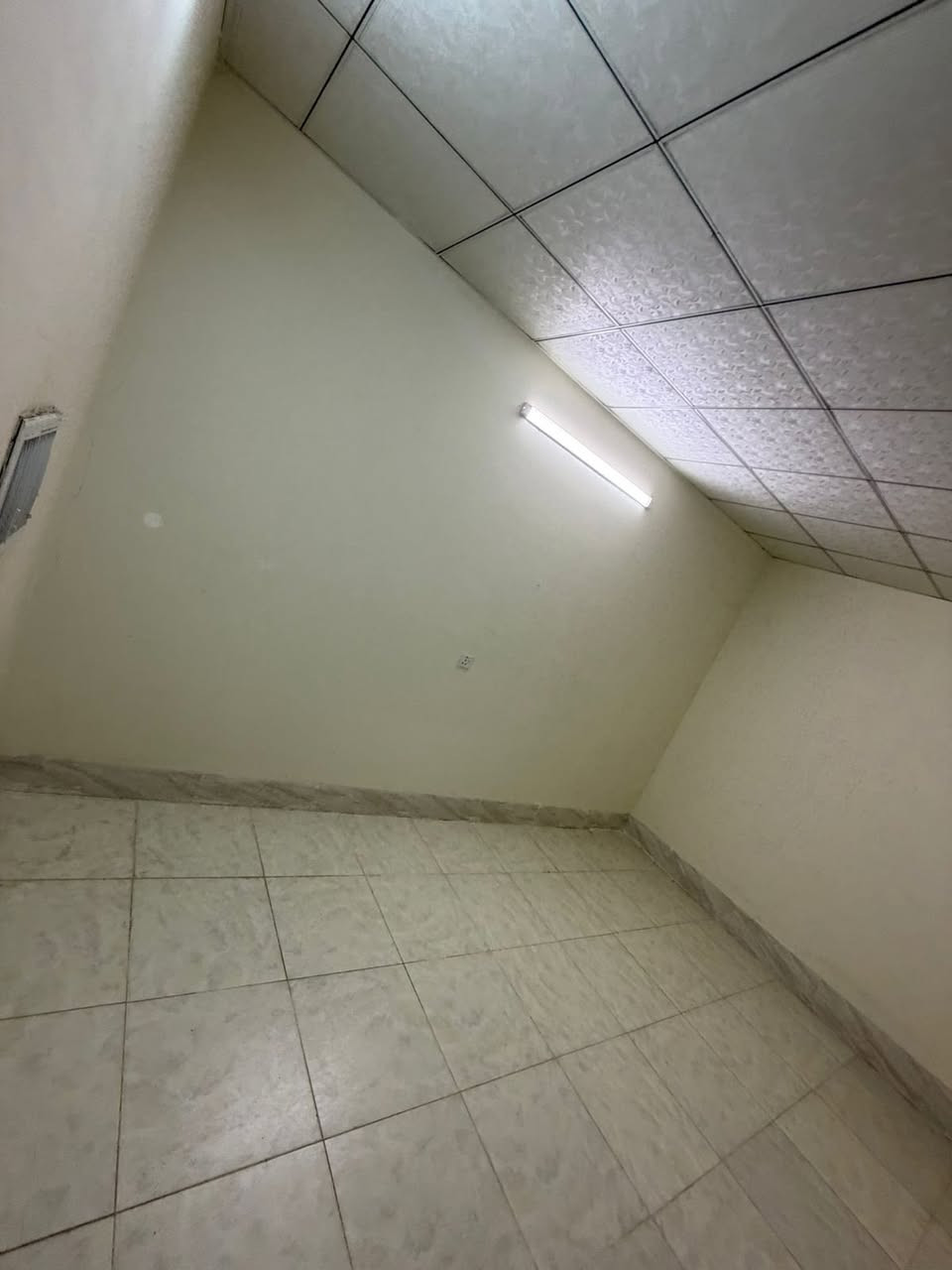 دار للاجار فرمان بران قاطع أمر لواء  طابقين بي سبلت وكاونتر
سعر الاجار 450 الف

***********
***********
***********
