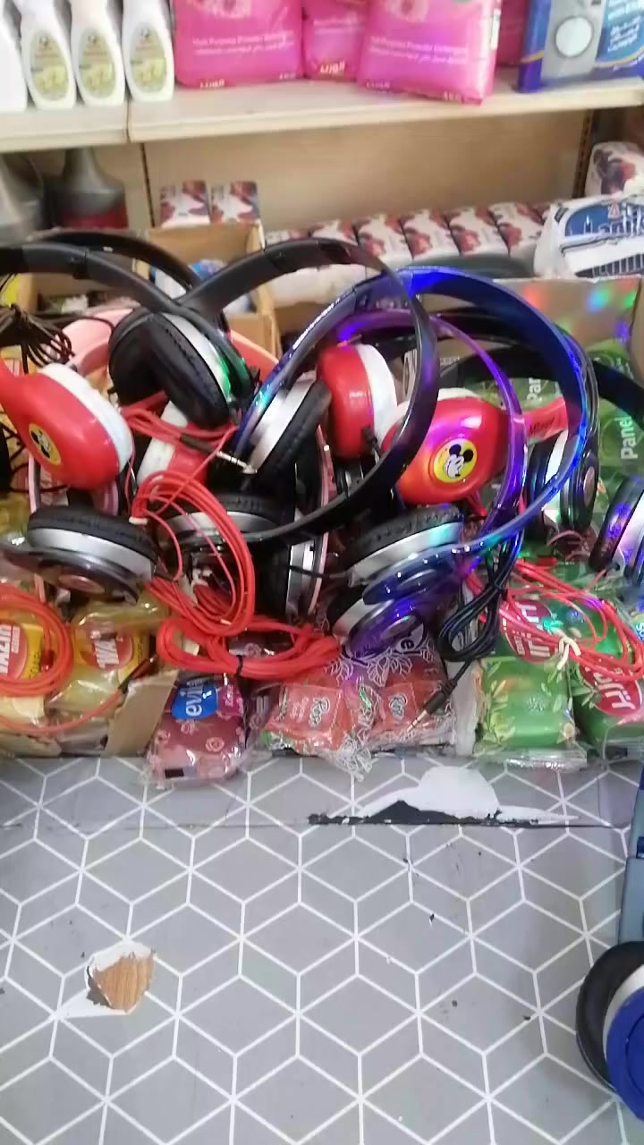 وصلنا من جديد السماعات العرض خاص
بس (2000) سارعو الحجز قبل نفذ الكمية محدودة


**إذا كنت صاحب هذا الإعلان وتريد حذفه لأي سبب، رجاءا أرسل رسالة إلى الدعم الفني**