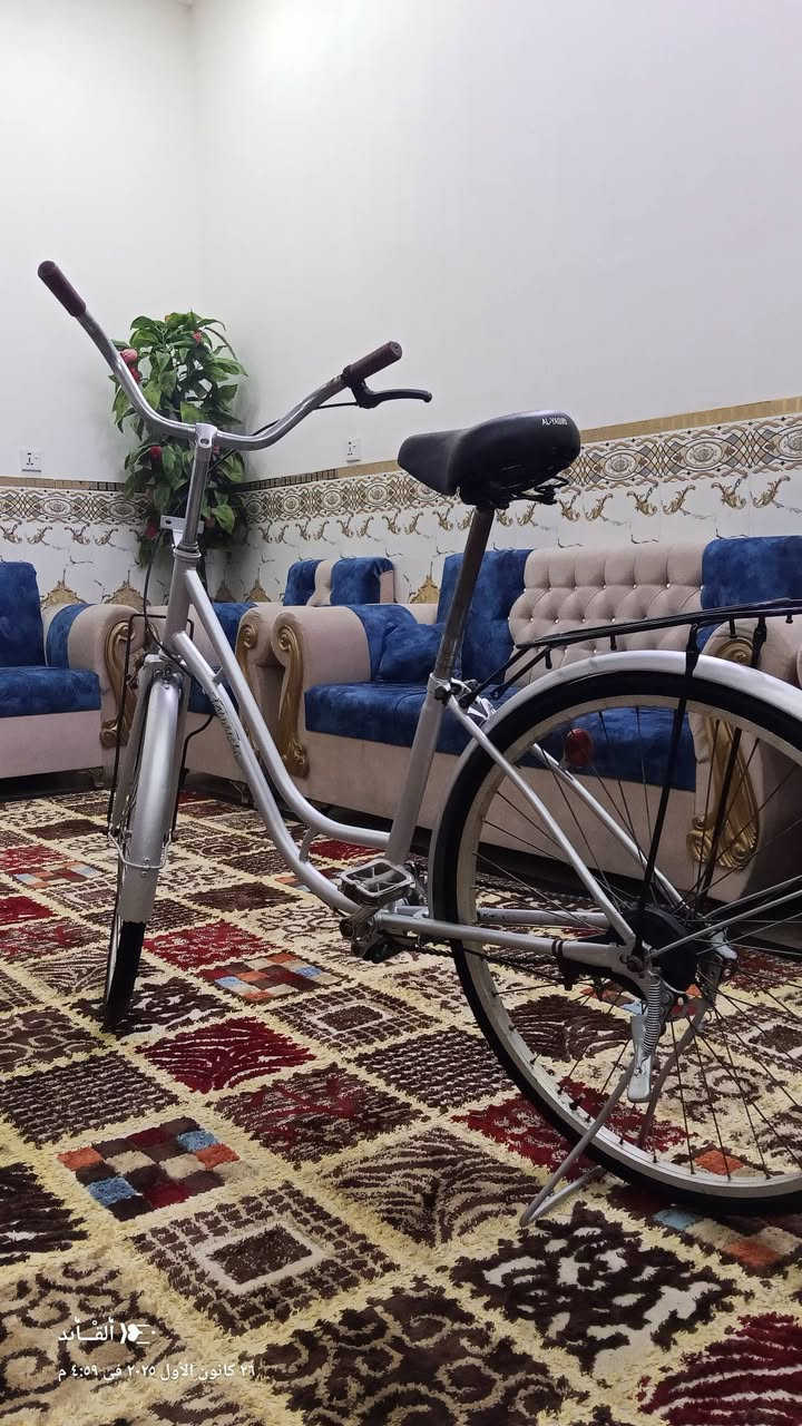 السلام عليكم
بيسكل للبيع مناقصه اي حاجه جديد بمعنى الكلمه اني مشتغله بيدي وممخلي بي اي نقص حجم 26
طبعاً صبغ جديد حراري اصلي ميوكع مال سيارات جبته صار علي ب25الف وتجي وتشوف وتشلع عيوني 
العنوان: الدوره شارع 60
السعر: 90وبي مجال للطيبين 
الرقم: ***********
