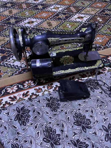 اسلام عليكم مكينه فراشه للبيع نضيفه بعده جديده 
السعر 75 بيه مجال مكاني بعقوبه الاتصال ***********
