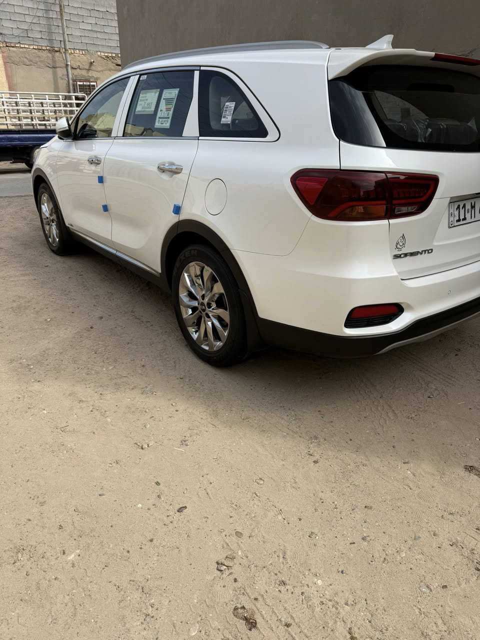 للبيع سورنتو موديل 19 رقم بغداددولي سنويه بسمي واردخليجي  ماشيه 41 فووول مواصفات واحدعلى واحدمكفوله كفاله عامه خوان سياره احلى من صورجديده بمعنه الكلمه فول للخيرمكان سياره بغدادالمعامل اي ستفسارهاذه رقمي *********** اخوكم ابوهيثم
