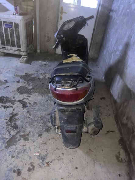 اكزز لبيع مجفته صار 10 أيام وبيه خشونه بالمكينه مكان كاظميه قرب كليه مدينة العلم *********** ب325 بيه مجال
