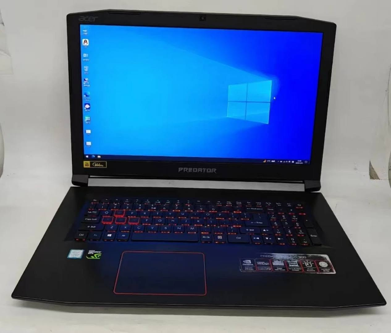 *للبيع Acer Predator Helios 300 PH317-51 - نسخة 6 أنوية*
*الحالة*: مستخدم نظافة 97% 
*المواصفات*:
- *المعالج*: Intel Core i7-8750H 6-Core 4.1GHz Turbo - مخصص للشغل الثقيل
- *الرام*: 16GB DDR4 
- *التخزين*: SSD 256GB NVMe سريع - الويندوز يفتح بثواني + ألعابك
- *كرت الشاشة*: NVIDIA GTX 1060 6GB - يشغل Warzone, Cyberpunk, GTA V Ultra
- *الشاشة*: 17.3" FHD IPS 144Hz - سلاسة خرافية للألعاب التنافسية
- *الكيبورد*: RGB 4-Zone + أزرار WASD مضيئة
- *التبريد*: CoolBoost + مروحتين Aeroblade 3D - تبريد قوي حتى بالصيف

*مناسب لـ*: جيمنج احترافي، مونتاج بريمير، فوتوشوب، برمجة، 3D

*السعر*:  750 الف
*المكان*:  النجف، تسليم يد بيد وتفحص براحتك قبل ما تشتري

***********
