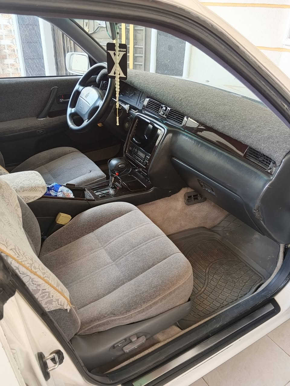 سلام عليكم راس الثور للبيع مكفوله من الكص ومن الظربه ومن نقل الجثه ومن الرسميات مكينه وكير جدد حداديه جاهزه تخم تاير جديد امداور مباشر السعر 108 وبيه مجال للشراي ***********
