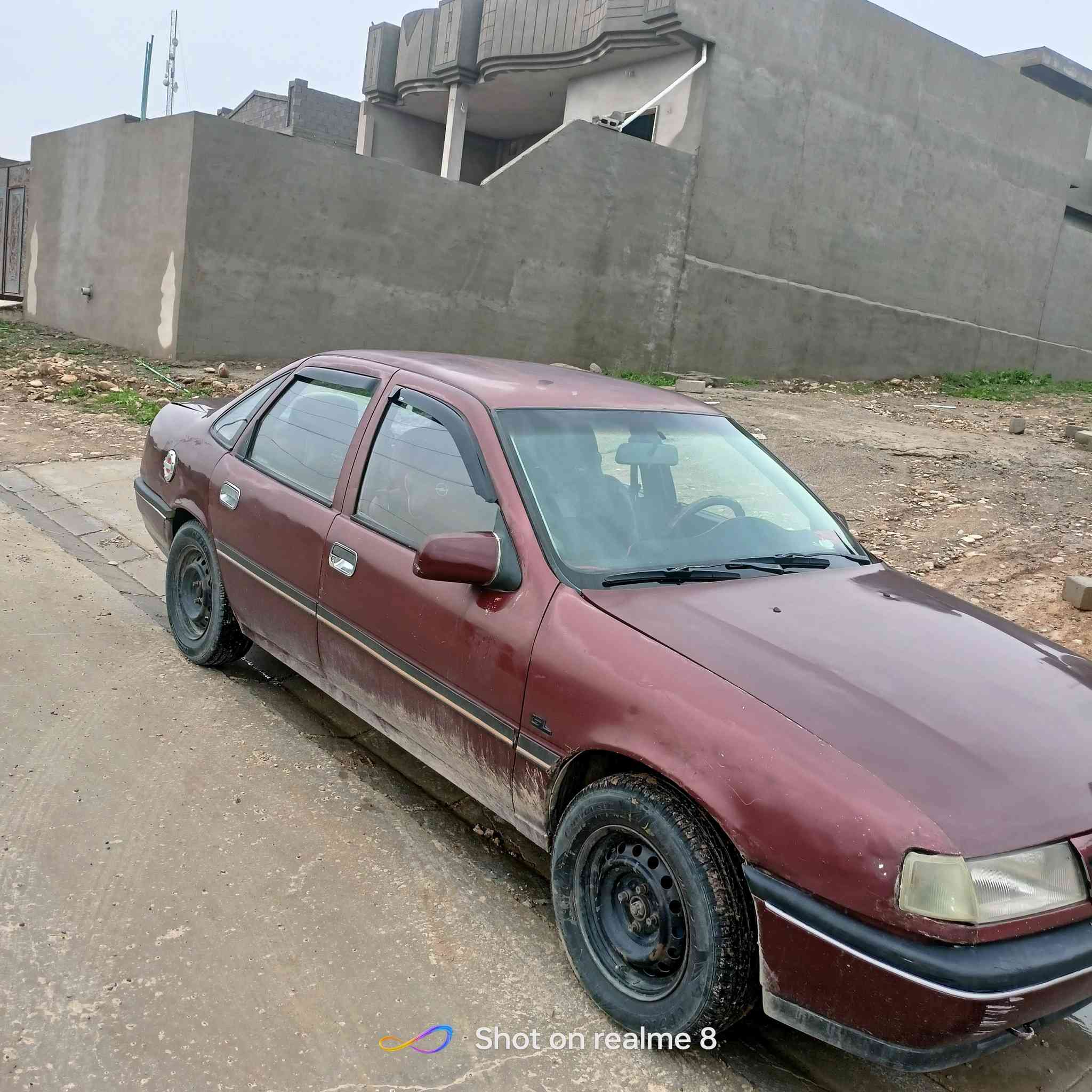 السلام عليكم
فكترا موديل 1992
حجم 16
مكينة وكير شرط
بيها جمالية 
السعر 40 بيها مجال 
رقم الهاتف ***********
