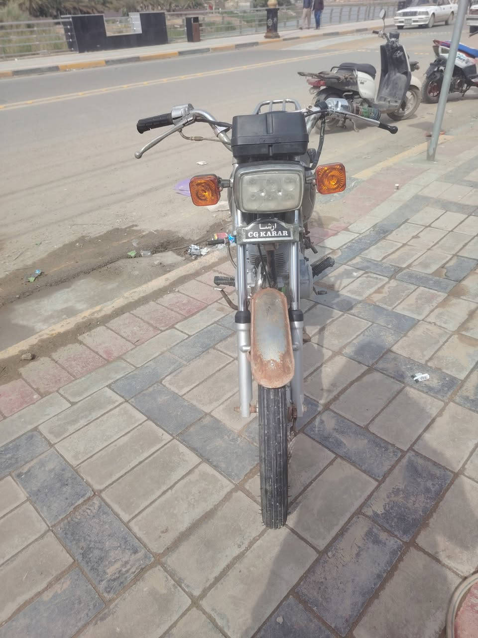 دراجه للبيع 19
          *********** وهاذه رقم صاحبه لي يحب يتصل
ما متواجد عله الخاص
