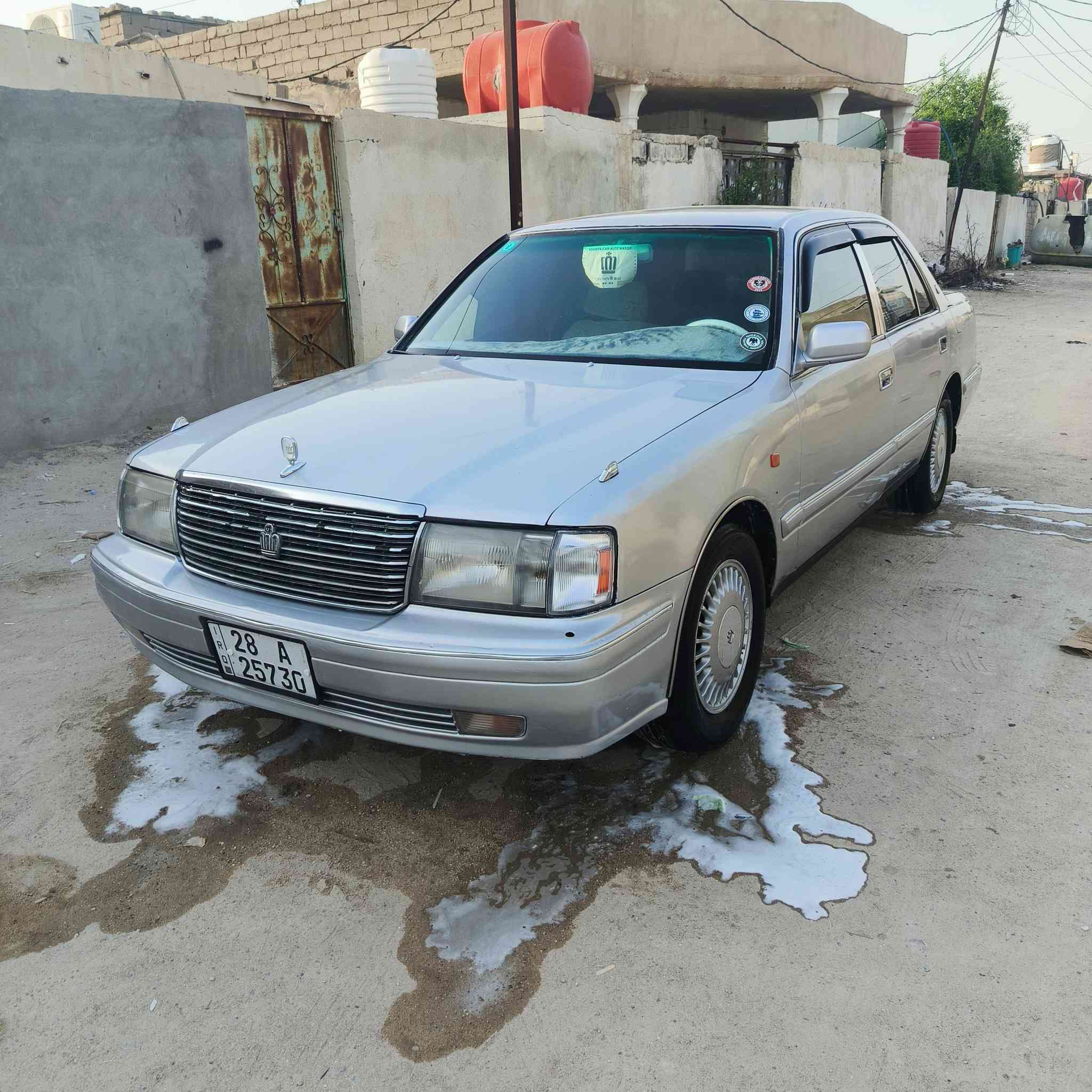 السلام عليكم سيارة راس الثور للبيع موديل 95 كفالة كص ونقل وضربة مكينة وكير ثنين ونص جديد تبريد ثلج رقم السيارة نجف /أ/ رقم انجليزي اب اسمي سنوية لي  27 حدادة طخم تاير كلة جديد كهربائيات كلها شغالة سيارة بمعنى الكلمة استخدام شخصي ابد ما متعوبة السعر 85 وبيها مجال مكان السيارة البصرة سفوان رقم صاحب السيارة  ***********
