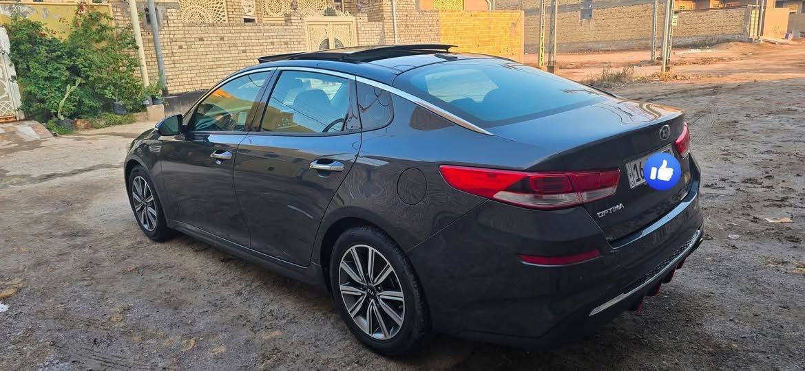 سلام عليكم
للبيع سيارة اوبتما 2019 وارد امريكي رقم قادسيه بسمي تحويل ثاني يوم 

حادث مرفق سياره كفاله غير شي بصيط بدعاميه 

فقط  وماشيه ٨٥  ومن دخلت ماشيه ٢٤

موصفات: (.  فول عدى البصمه  )

1شاشه كبير لمس ✅

2كامره دواره ✅

3تحكم جهتين ✅

4 مثبت سرعه ✅

5تحديد مسار✅

6مانع نزلاق ✅

7راذار جانبي ✅

8 حساسات خلفي+ جانبي+امامي ✅

9 3 واقعيات قياده+EXO+SPORT+COMFORT✅

10شاحن UDB✅

11منفذ AUX 

12شاير مري ✅بنرامه قياده ذاتيه كشن كهربائي لايت لد ثلجي  اهواي بيه موصفات

مكينه+✅ وكير+حداديه=كفاله تخم تاير جديد   

حجم محرك2400 GDi

مكاني ديوانيه عفك 

الشراي يتصل ***********
