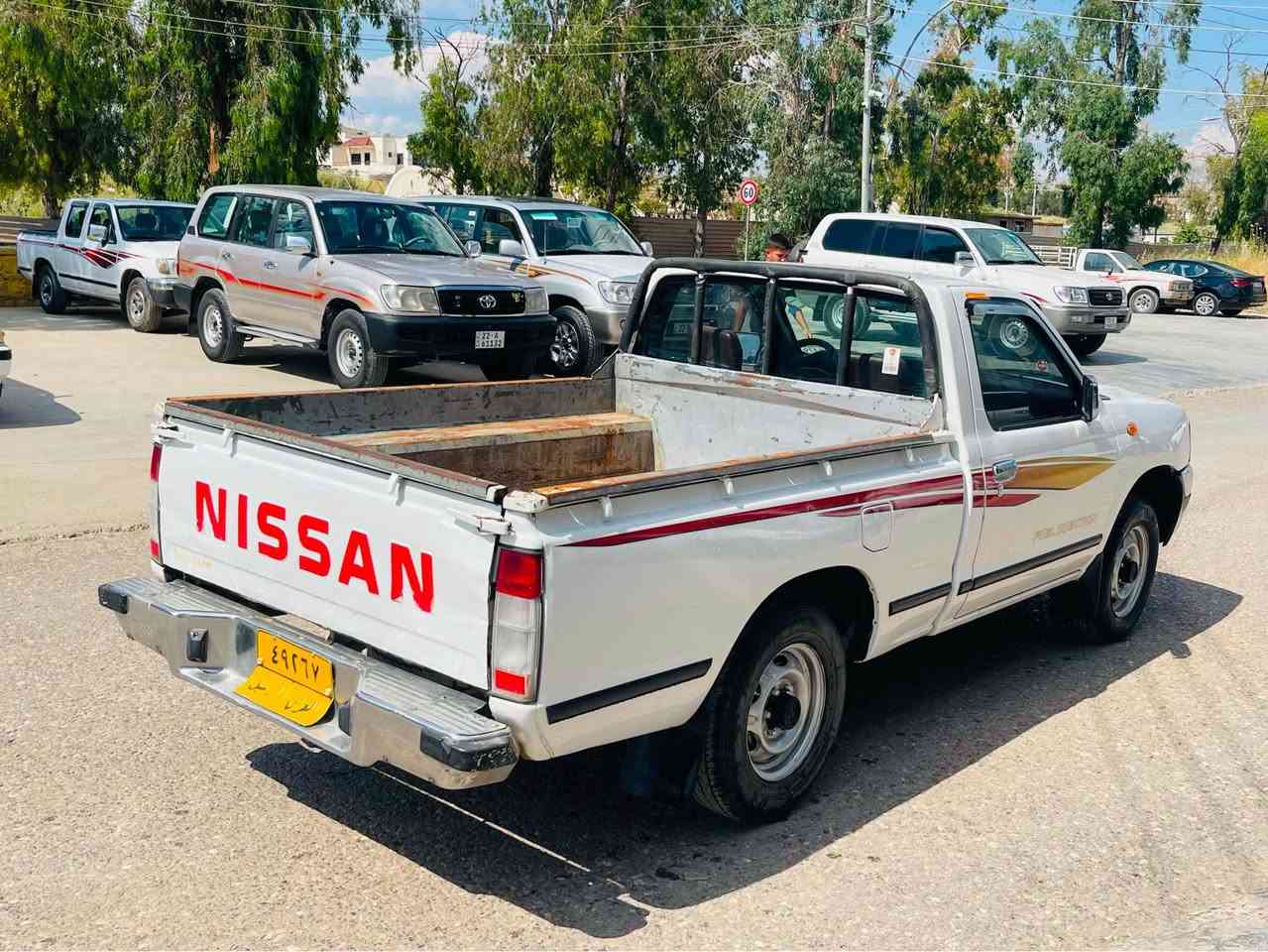 نیسان  2008 تاک 4 قولاب  بەشەرتی گێر ومەکینە وتەبریدو  ھەموگیانی  بەشەرت سنەوی تازە بەسەرچوە 
2پارەچە سبوخ  لێدانی نیە سەیارەکە زۆرجوانە مالێ دۆستە 4تایەی نوێیە 
سعری 83 وەرەقە  کمیک  مجال
لەکۆ یەدانیشم 
***********
*********** كويسينجاك, أربيل
