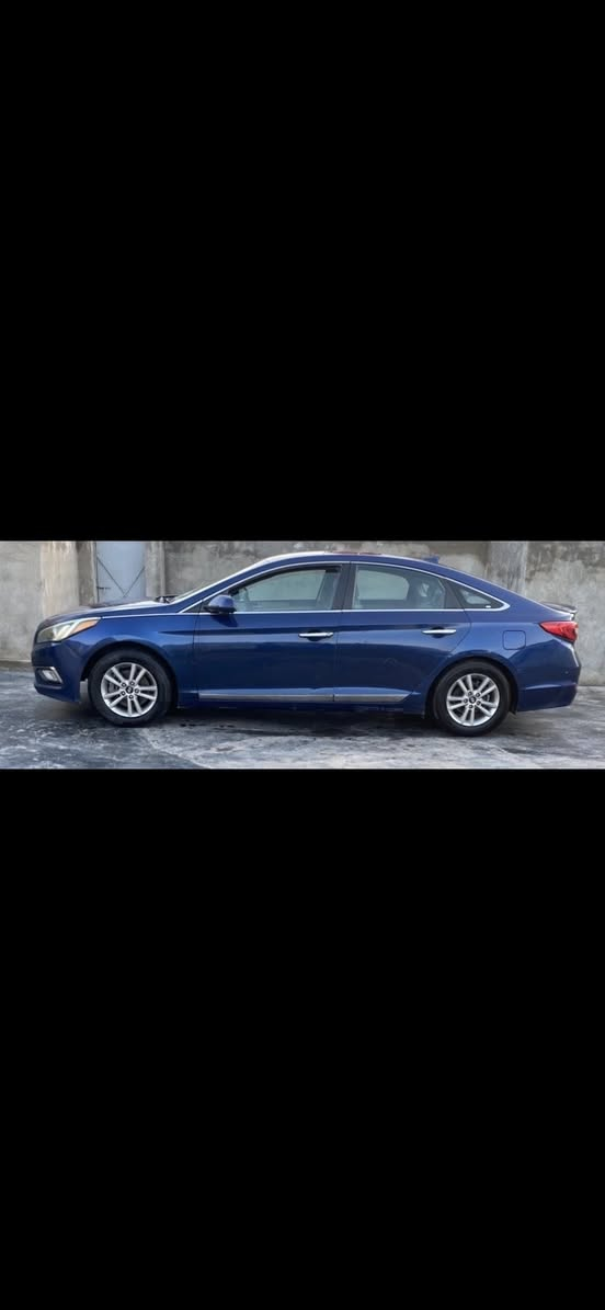 السلام عليكم سيارات للبيع باسعار مناسبه
__________________________________________

سوناتا 17 بيها 4 قطع بدون اي دواخل سعر 104 مجال قليل

__________________________________________

فورتي 17 بيها قطعه 1 الباقي كفاله السعر 115 ومجال قليل

__________________________________________

ملاحظه السيارات بدون اي نقص ونظيفات جدا وباسمي ثنينهن 

مكان بغداد التاجي ***********
