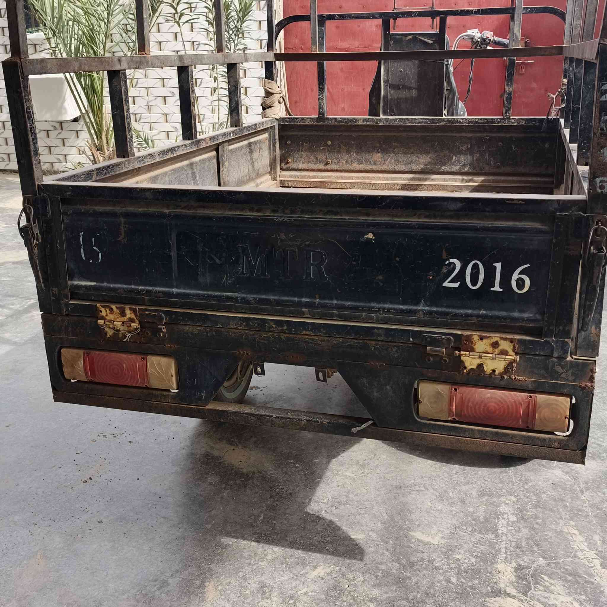 ستوته البيع موديل 2016 اوراق اصوليه سعر مليون 200   رقم***********
