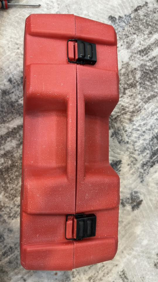 كوسرة طابوق شركة تام المعروفه بالجودة والاستخدام 
الكوسرة مستخدم نظيف جدا جدا استخدام شخصي لبيتي اشتريته
5 حجر الي اجن وياهن نضيفات
الكوسرة 3000 واط 
وياهه كل الملحقات واتر بم فطاس والصونده والاقراص والادوات والصندوق وفحمات احتياطيه ، كلش جديده وموجود فديو مشغله وبيها ضمان استخدام 
واشتريته ب180 قبل كم شهر وياه وصل الشراء واني خادم للجميع
اريده بسعر 110 الف والتوصيل مجاني وضمان استخدام
لتواصل واتساب : 
***********
