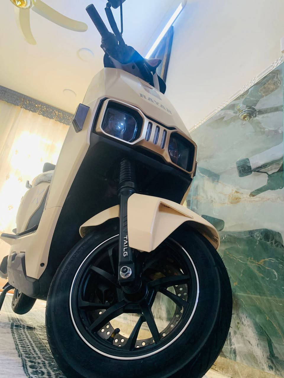 سلام عليكم دراجه شحن ريان جديده بمعنئ الكلمه للبيع صارلها شهرين عندي شتريتها بمليون وصل الشراء عندي رايدها ب950 الهاتف ***********واتساب
