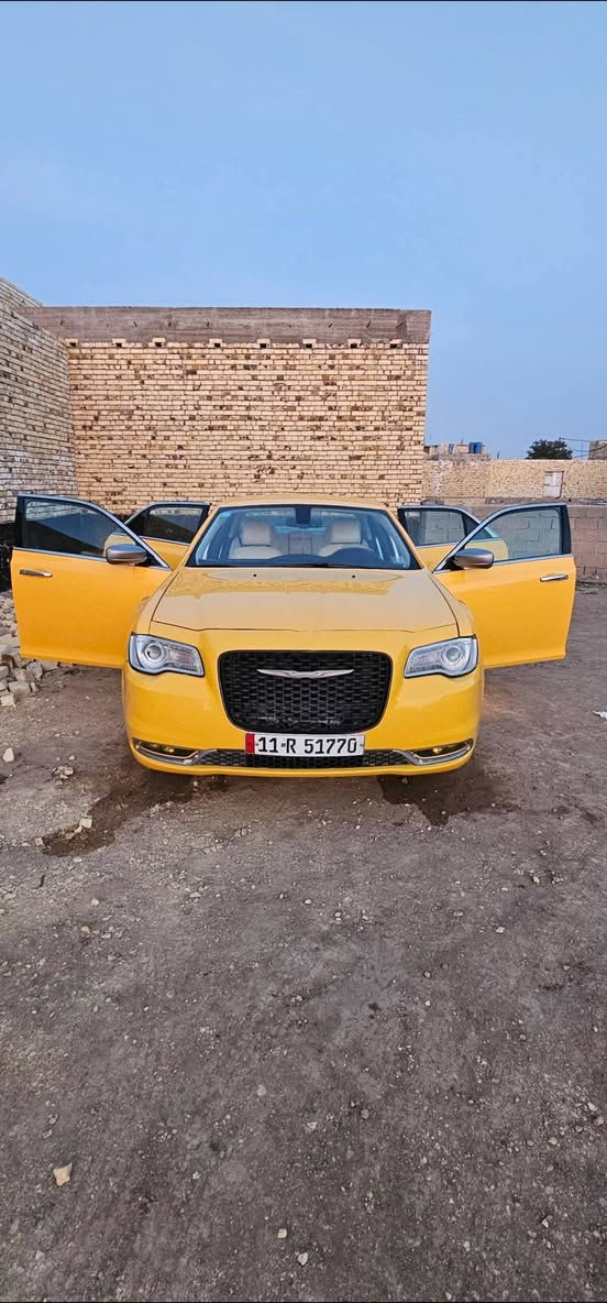 السلام علیکم
اوباما ٢٠١٥ اصل 
رقم بغداد انكليزي بسمي
خطها كوت نجف مصفرة هيئة وغرامات 
حادث امريكا جاملغ وباب جهة الصدر وشبر بداية الجاملغ الخلفي ورى الواقية
مكينة مفتوحة مبدل كازكت كفالة تنقيص و تبخير 
كير جديد حاوية باتري جديد منضومة تدفئة تبريد فريز جديد
ادامة كاملة فيت بم وفلتر وبلكات ونوزلات وبراد جديد
السيارة صبغة جديدة زلغ مابيها ايرباك بردة فقط كفالة لغود وشواصي عضمتها كلش نضيفة ومعروفه بالكوت 
رحم الله والديكم لتكلي امسح منشورك وجايك وتخليني ملتزم بكلام
مكان السيارة واسط مركز/مله رائد ابو هاشم ***********
