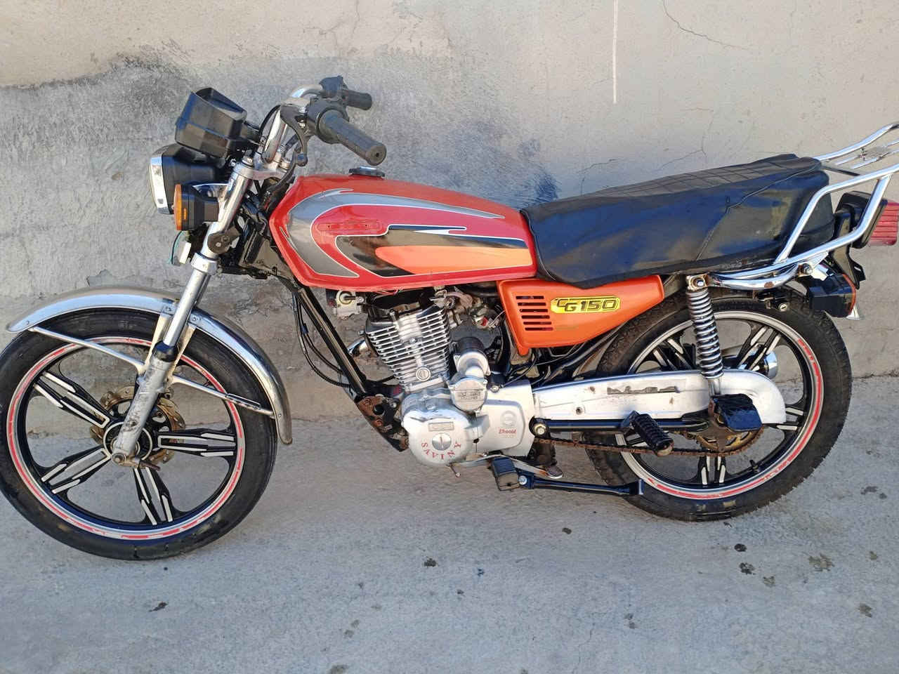 سلام عليكم دراجه سافان 5كير أورق أصولي 
موديل 2020 السعر 350وبيها مجال 
واسط صويره الاتصال على الرقم 
***********
