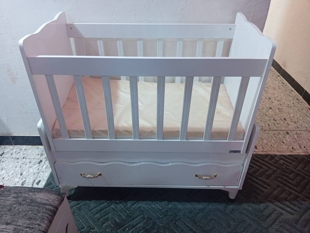 السلام عليكم كاروك لبيع وي الدوشك سعر 75 جديد مامستخدم العنوان شارع العياده حي المالكي ***********
