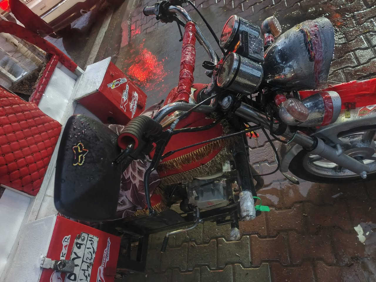 ستوته للبيع موديل 2014 رقم وسنويه سليمانية

ستوته نكره سلف جنج تايرات شاصي ركبه شرط

سعرها 850 ... يرهم مراوس حسب الاتفاق

***********
