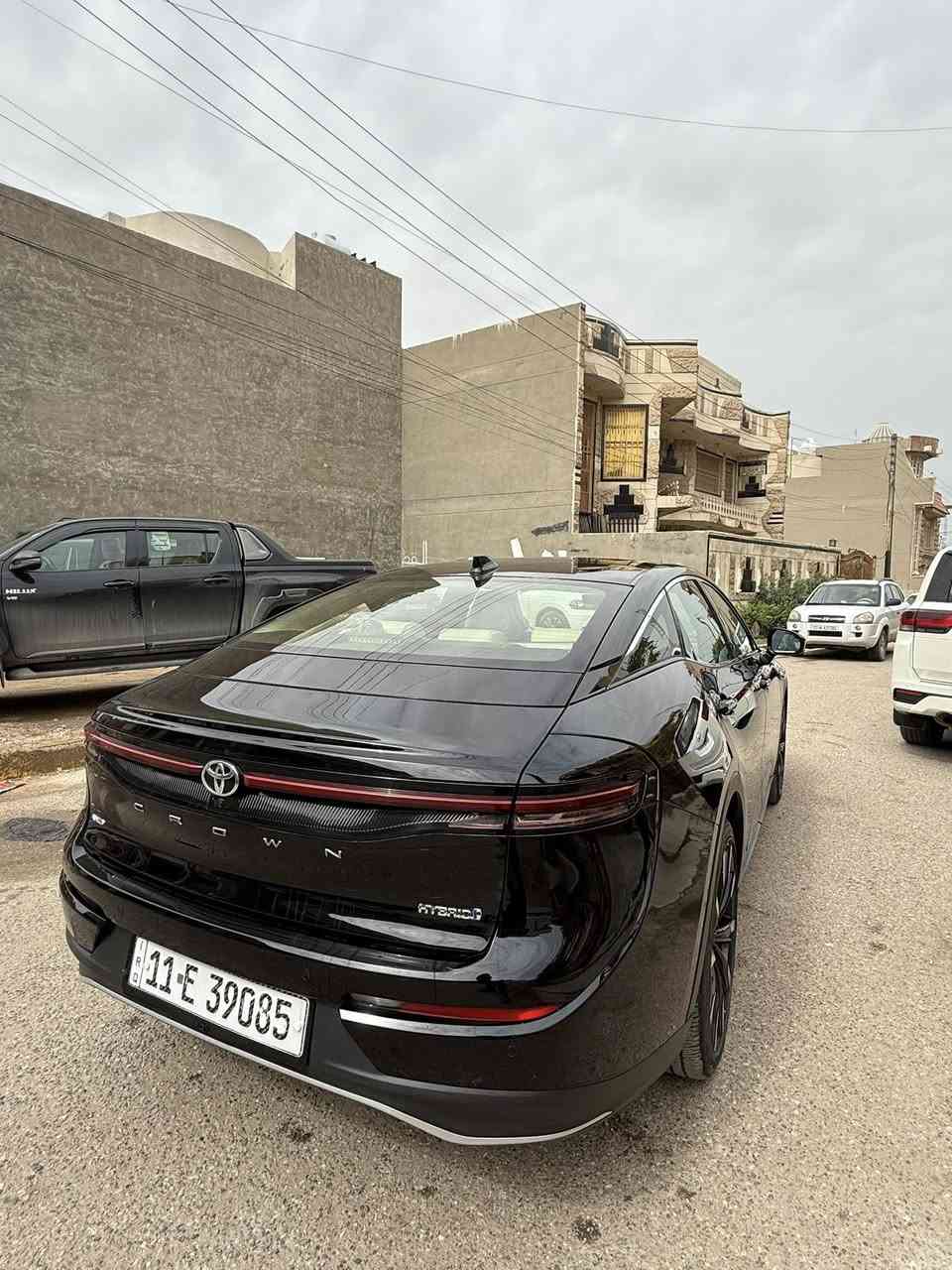 السلام عليكم
تويوتا كراون ماجستا أعلى موصفات وكاله عبد لطيف 
موديل 2023 
رقم بغداد 
ماشيه 59 الف 
سياره مغلفه PPF امريكي اصلي 
سيارة  مكفوله كفاله عامه و سونار موجود ب منشور  
محرك 2400 تبريو 
ويل حجم 21 
فور ويل
ابواب و صندوق شفط 
رادار امامي و خلفي 
بانوراما 
كشنات جلد وكهرباء 
دفئه ستيرن و كشنات 
داتا شو 
تحديد مسار سياقه ذاتيه 
توقف ذاتي 
6 وضعيات قياده 
وبعد بيها هواي موصفات 
السعر : 34.800 دولار  وبيها مجال 
مكاني بغداد بلديات 
الرقم :***********
