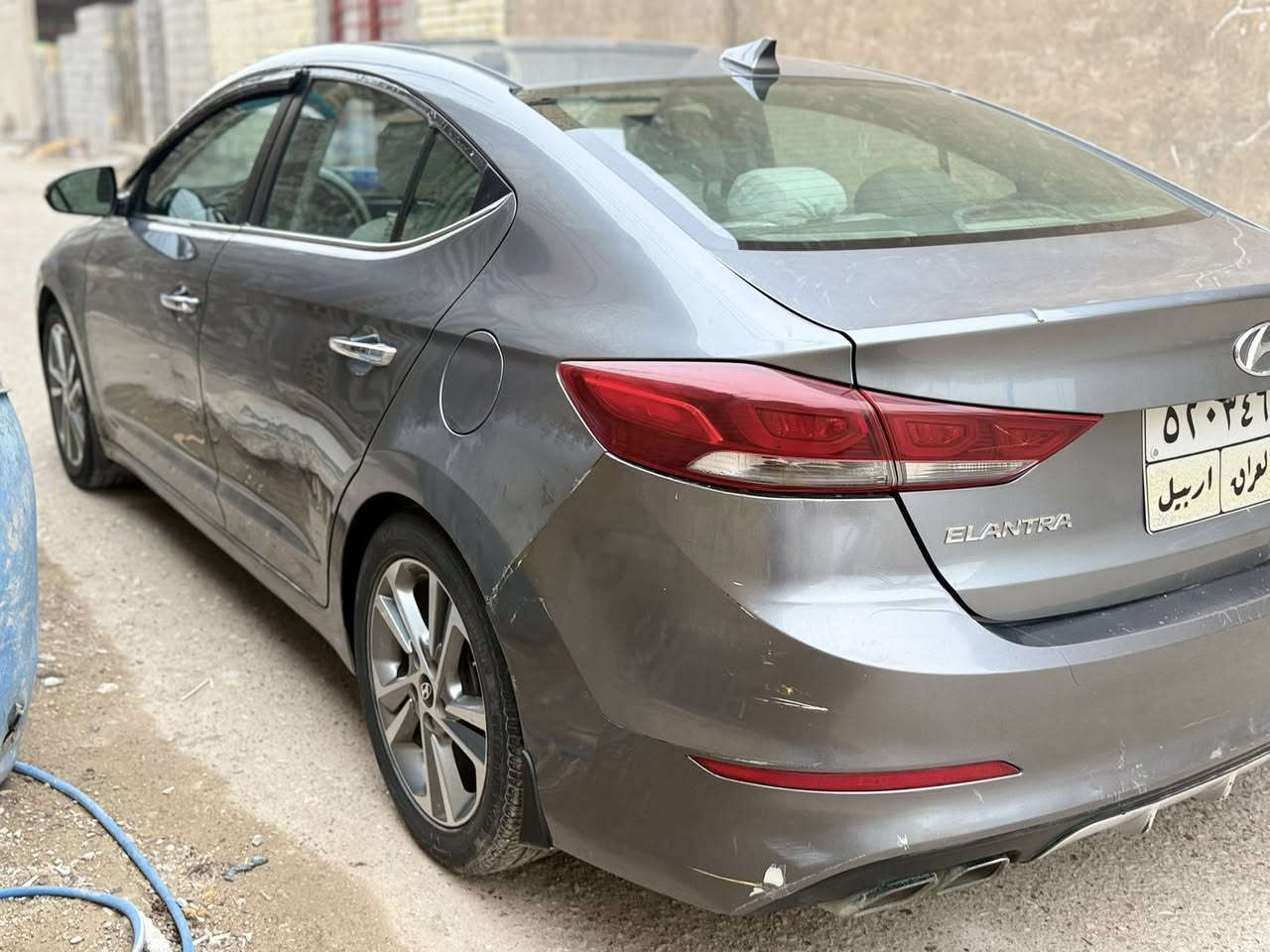 السلام عليكم النترا ٢٠١٧ فول عدا الفتحة امريكي سنويه ساقطة بدون ايرباك وكشر السيارة واضح بل صور  (جاهزة من تبريد وصدر) بغداد بوب شام 
***********
