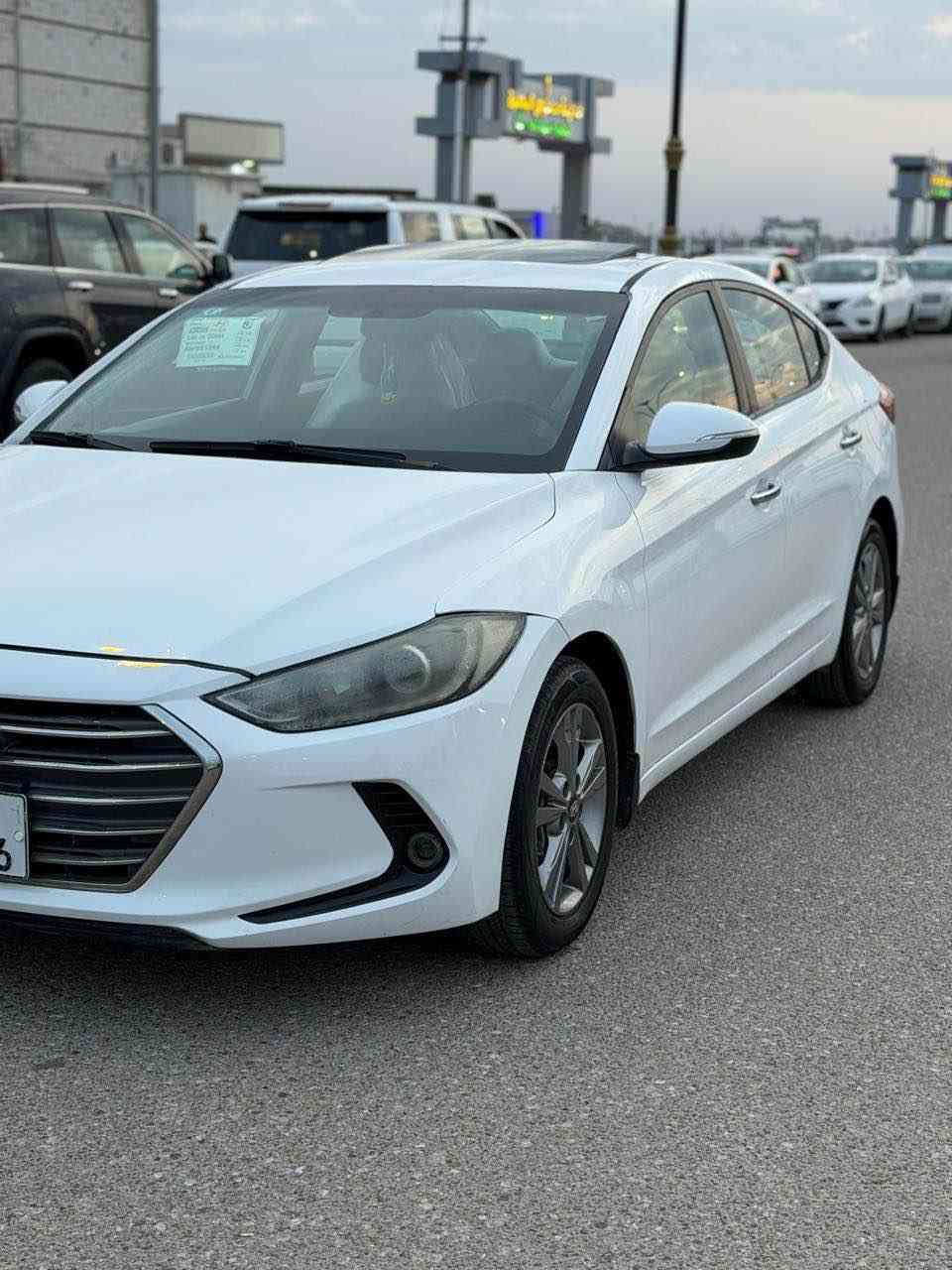 السلام عليكم النترا خليجي مديل 18 فول مواصفات فتحه حساسات مريات شفط كشنات جلد مكينه 2000  غير مكفوله من الصبغ داخل مكفول فقط خارجي مكينه كير حداده تبريد تايرات كفاله عامه اتعهد من العيب الشرعي والشواصي والغود بصره تحويل سنويه جديده هزه جديده سعر اليبيع 120 وبيها شي قليل حق الجيه *********** البصرة, العراق
