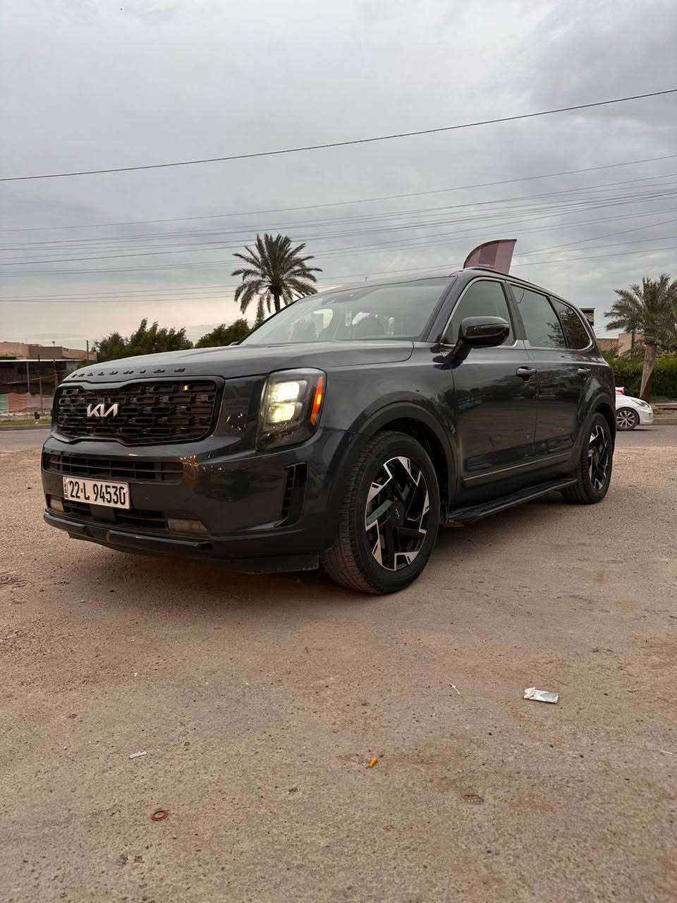 السلام عليكم عندي تلورايد موديل 22 فول الفول SX برستيج اعلى فئه بالتلورايد تدفئه وتبريد كشنات حتى الخلفيات تبريد وتدفئه
 سايد بريك بصمه 
فتحه عدد 2
حساسات اماميه وخلفيه
رادارات 360 درجه 
كامرات محيطيه 
كشنات جلد منفصل 
انظمة قياده 6 ماوس 
دفع رباعي
شاحن وايرلس 
جميع الكشنات كهرباء كشن السايق ميمري 
بردات خلفيه مري شفط والجنطه شفط 
الحادث جاملغ امامي جهة السايق وحافة البنيد رقم الهاتف *********** السعر على الخاص للتفاوض مكاني بغداد حي الجهاد بيع او مراوس
