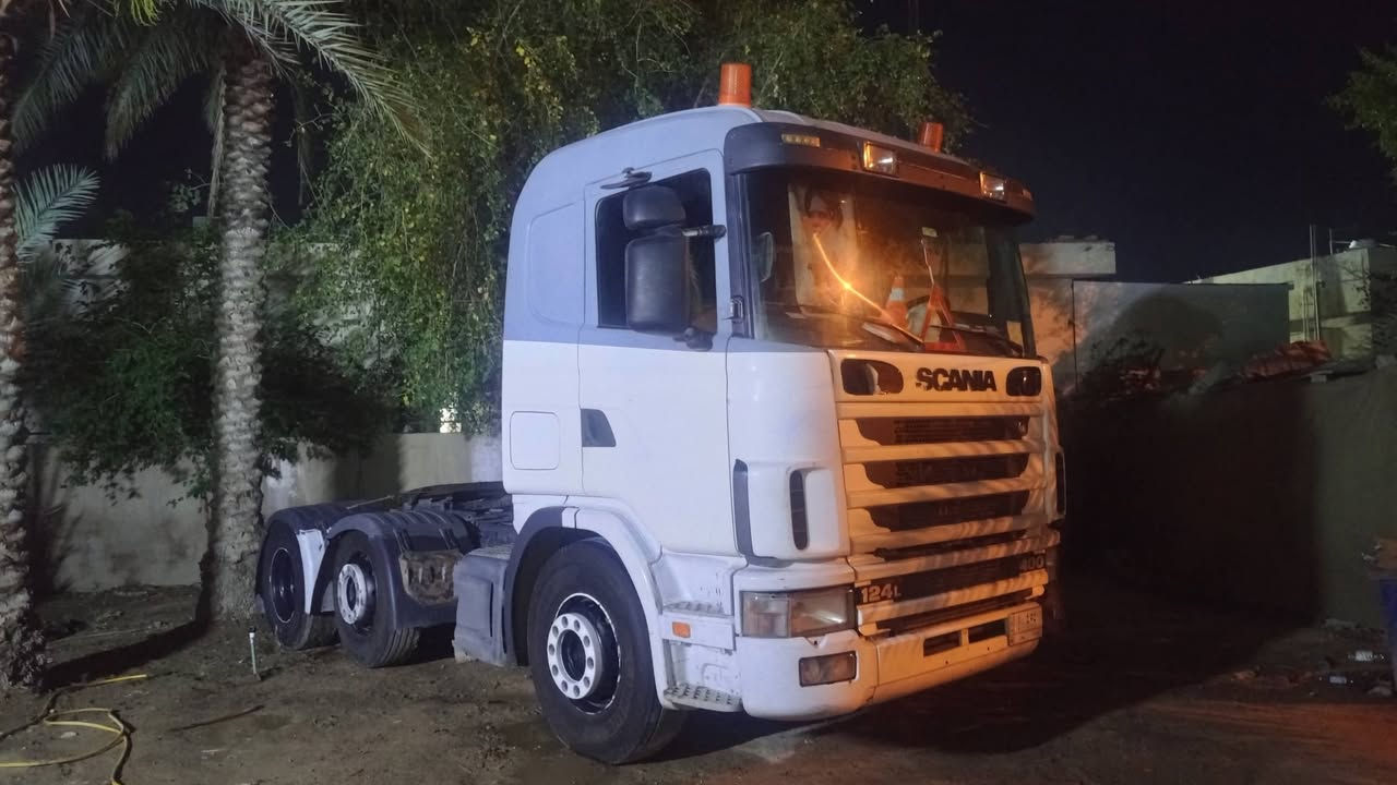 سكانيا للبيع موديل 2001 حمول42 بياضات وسوادات اتصال على هذا الرقم***********
