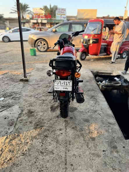 سلام عليكم دراجه بوكسر 2023 نضافه 100/100 مرقم بغداد سنويه تحويل ثاني يوم دراجه السعر 3150 رقم تصال ***********
