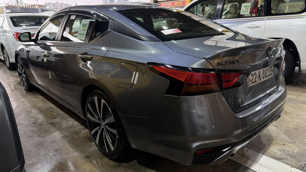 Nissan Altima
مودیل 2021
مواصفات : SR - فول مواصفات
واحد جملغ صبغ
‎محرك كير بشرط مامفتوح
سنوية زنكة كلشي جديد مدفوع
‎باسمي السنوية بشرط تحويل و خرامة 
‎سيارة مابيـها دينار مصرف كامل من كل نواحي
‎رقم شيمالي 
‎نفس يوم /تحويل و وكالة حاظر 
‎مكان /داخل سليماني 🌇
‎💵سعر (145)🔶


**إذا كنت صاحب هذا الإعلان وتريد حذفه لأي سبب، رجاءا أرسل رسالة إلى الدعم الفني**